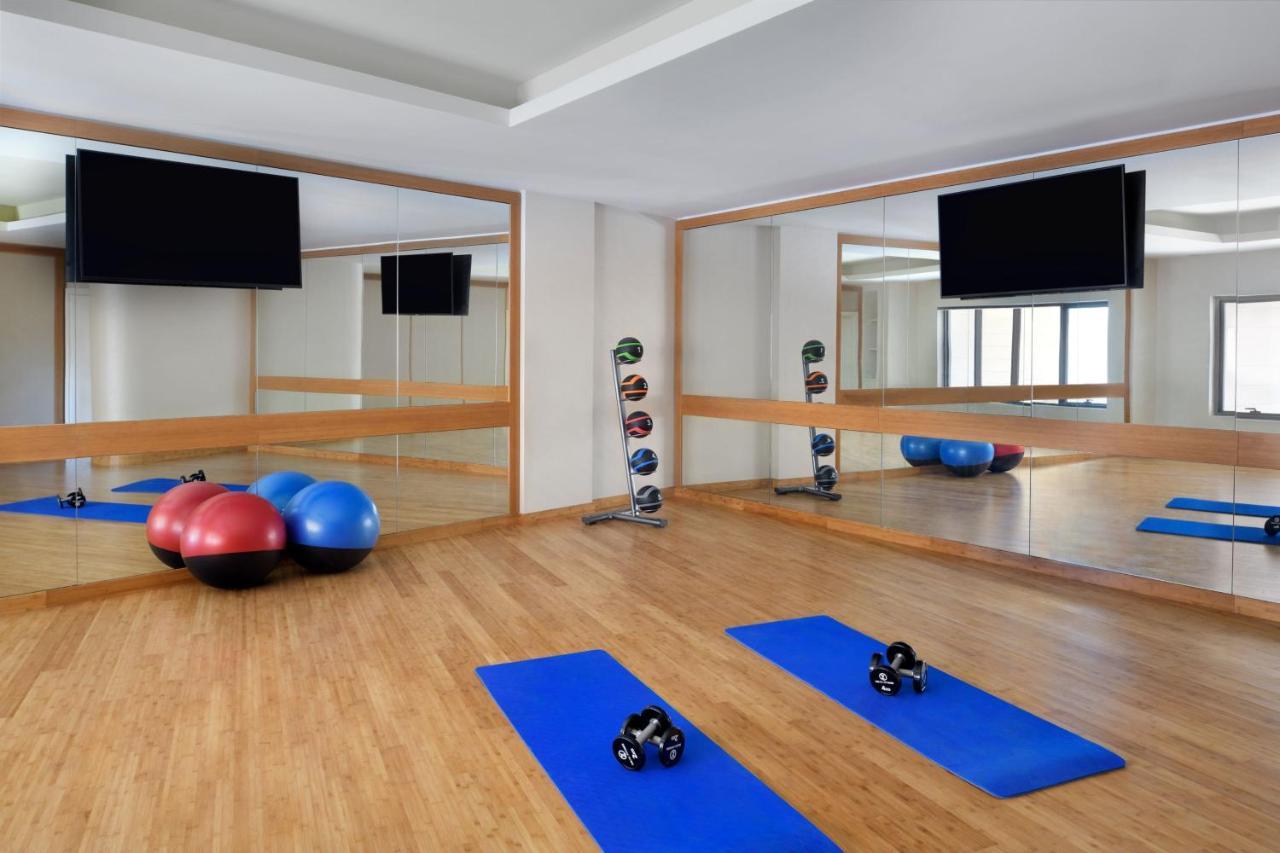Marriott Executive Apartments Khobar Buitenkant foto The fitness centre