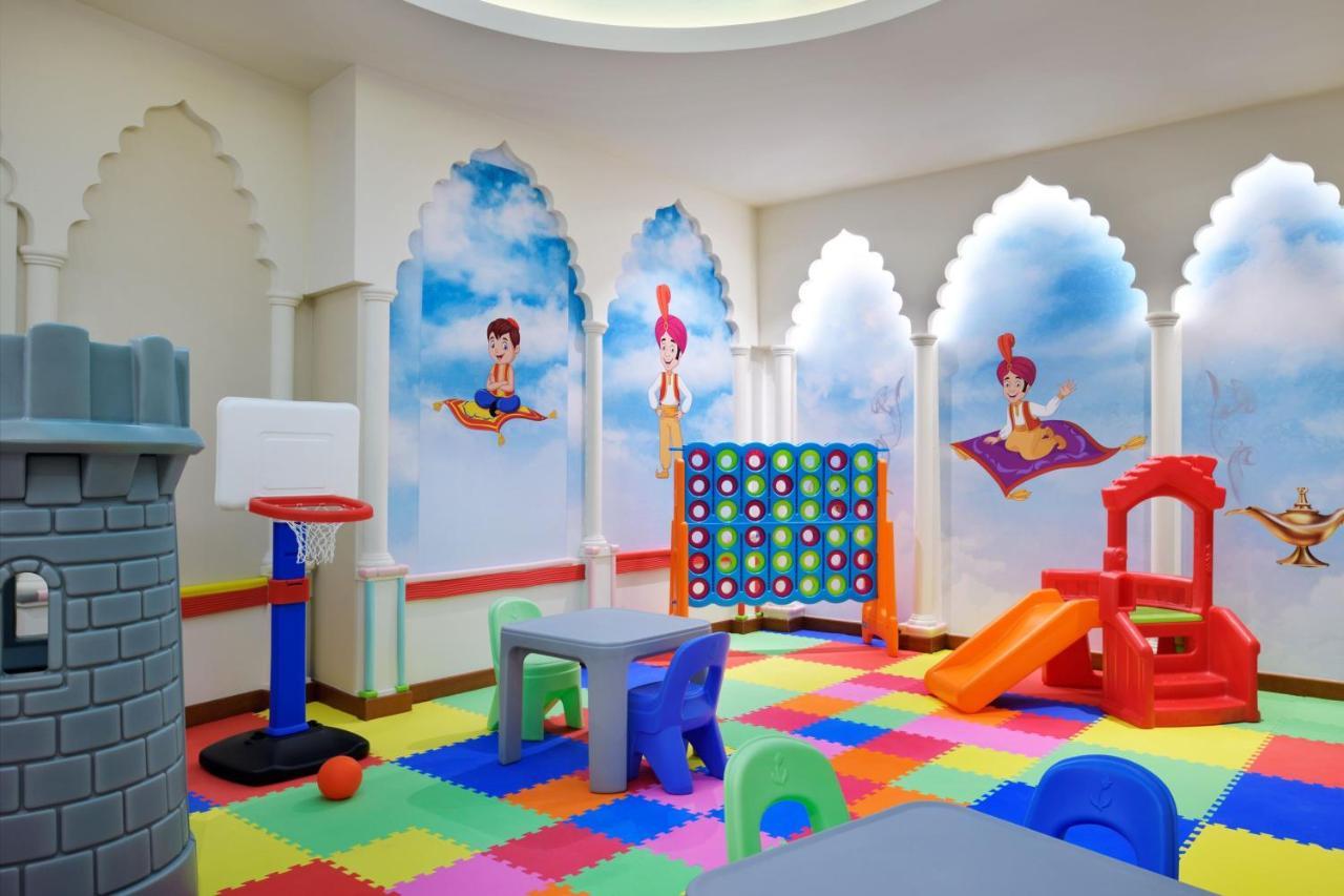Marriott Executive Apartments Khobar Buitenkant foto A playroom at a hotel